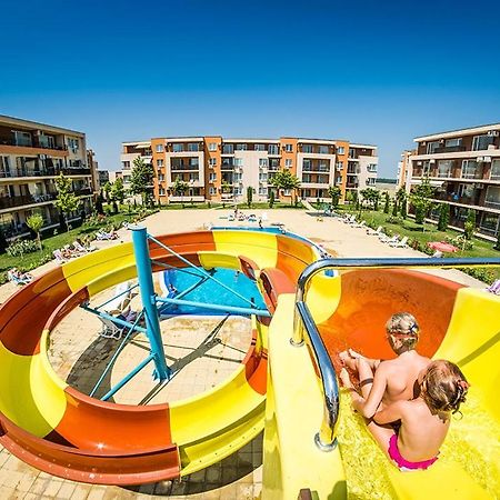 Holiday Fort Golf Club - Premium Apartments 阳光海滩 外观 照片