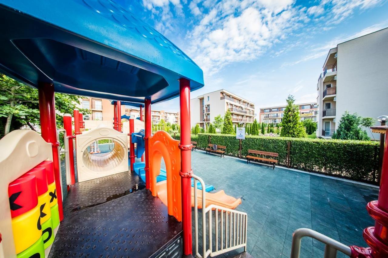 Holiday Fort Golf Club - Premium Apartments 阳光海滩 外观 照片