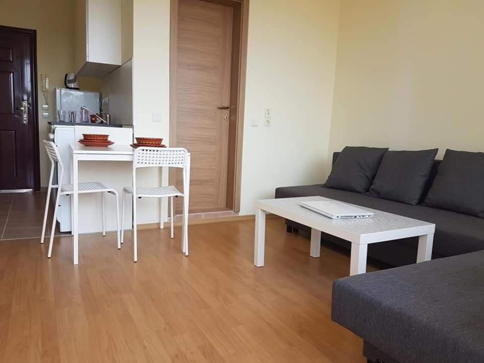 Holiday Fort Golf Club - Premium Apartments 阳光海滩 外观 照片