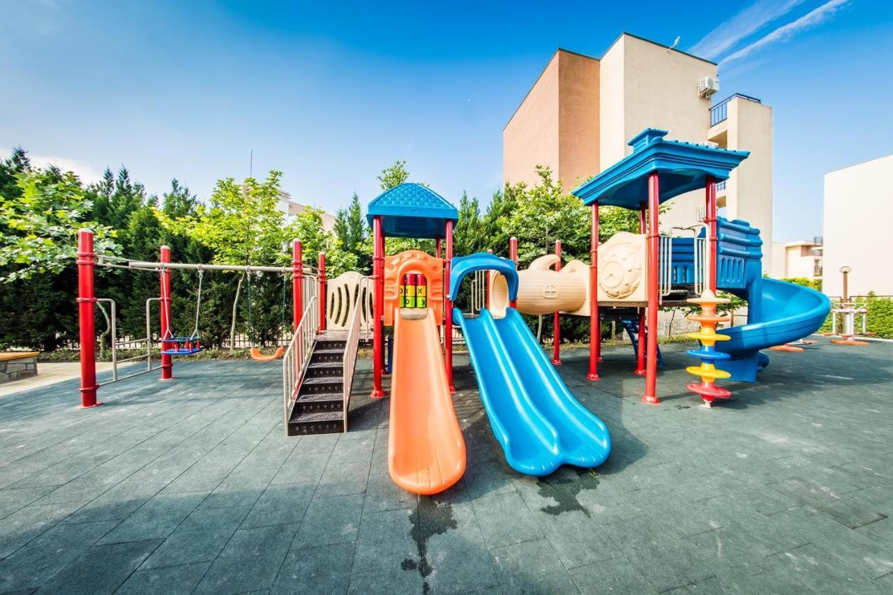 Holiday Fort Golf Club - Premium Apartments 阳光海滩 外观 照片