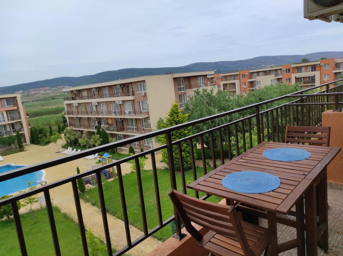 Holiday Fort Golf Club - Premium Apartments 阳光海滩 外观 照片