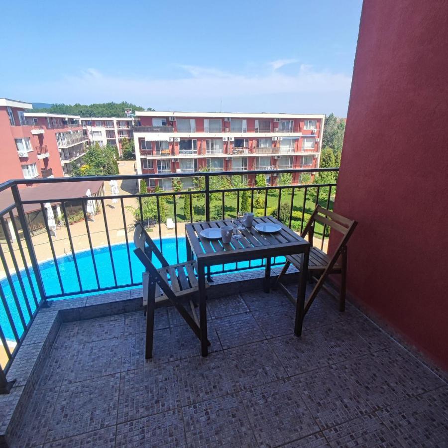 Holiday Fort Golf Club - Premium Apartments 阳光海滩 外观 照片