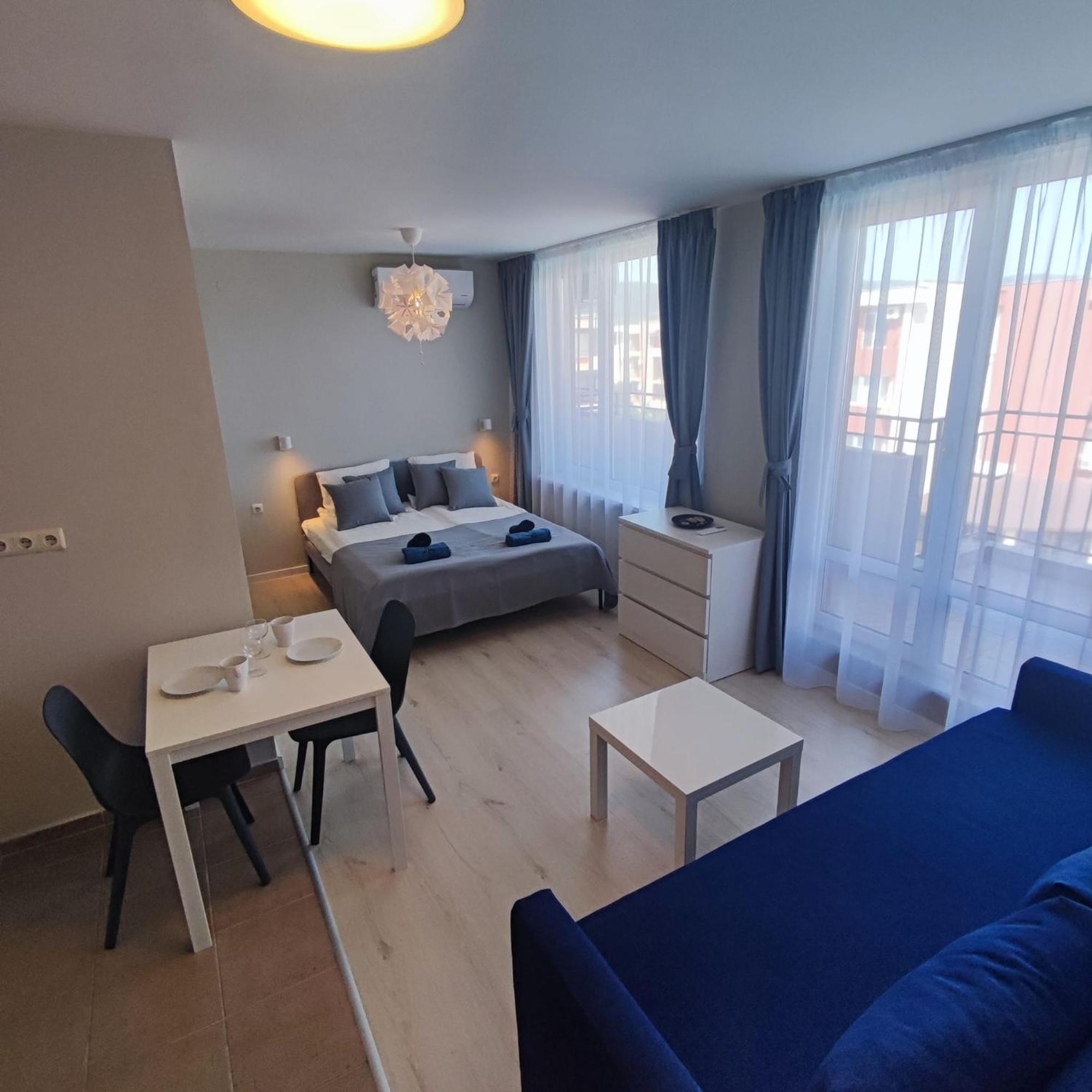 Holiday Fort Golf Club - Premium Apartments 阳光海滩 外观 照片