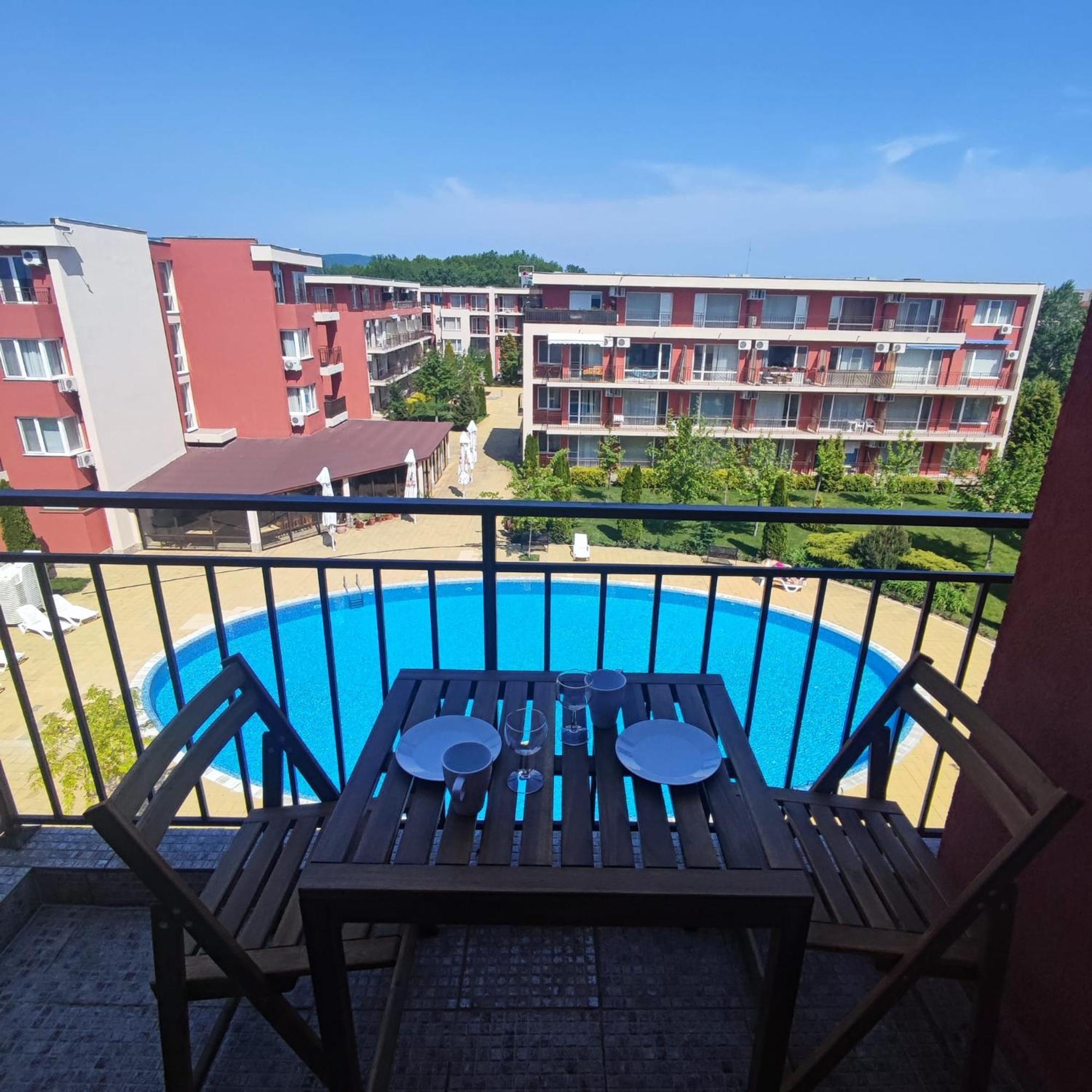 Holiday Fort Golf Club - Premium Apartments 阳光海滩 外观 照片